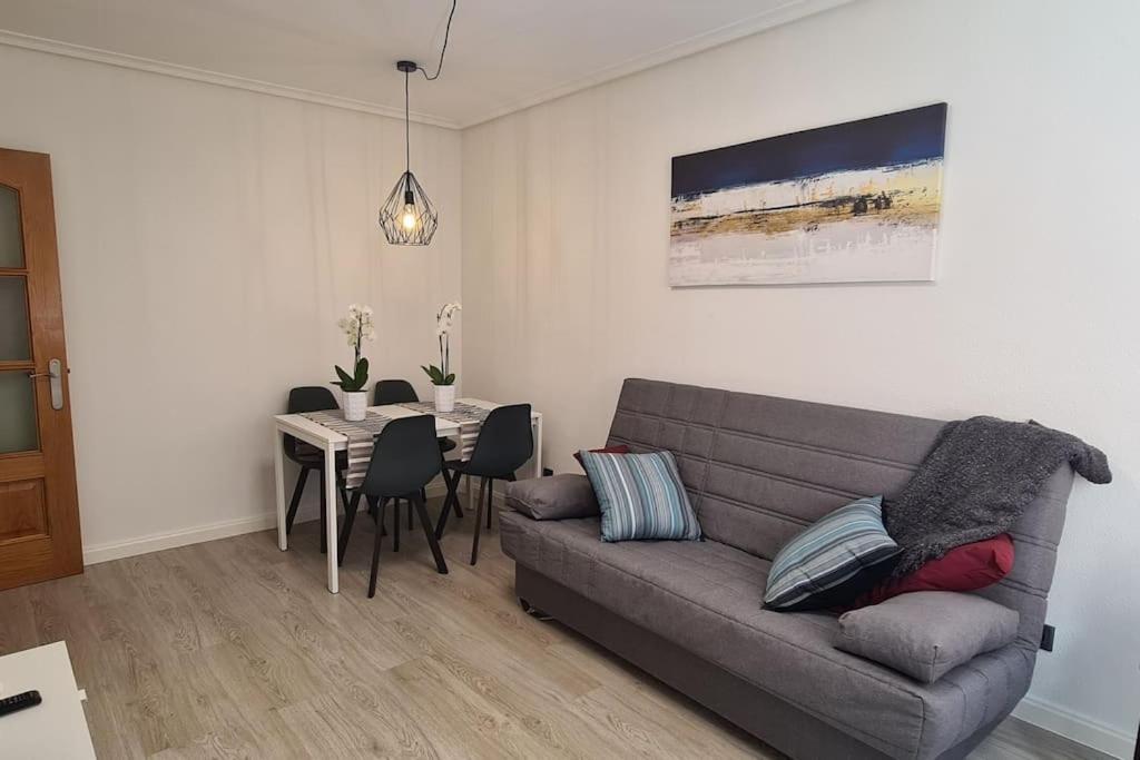 Apto Centro Junto A La Redonda Nuevo Acogedor Wifi Apartment โลโกรโญ ภายนอก รูปภาพ